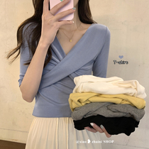 v collar short sleeve t-shirt female summer 2022 new Korean version of the undershirt design sensation a small crowd of short blouses