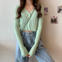 White V-neck knitwear long sleeve womens spring new slim slim slim short outer top cardigan slim coat