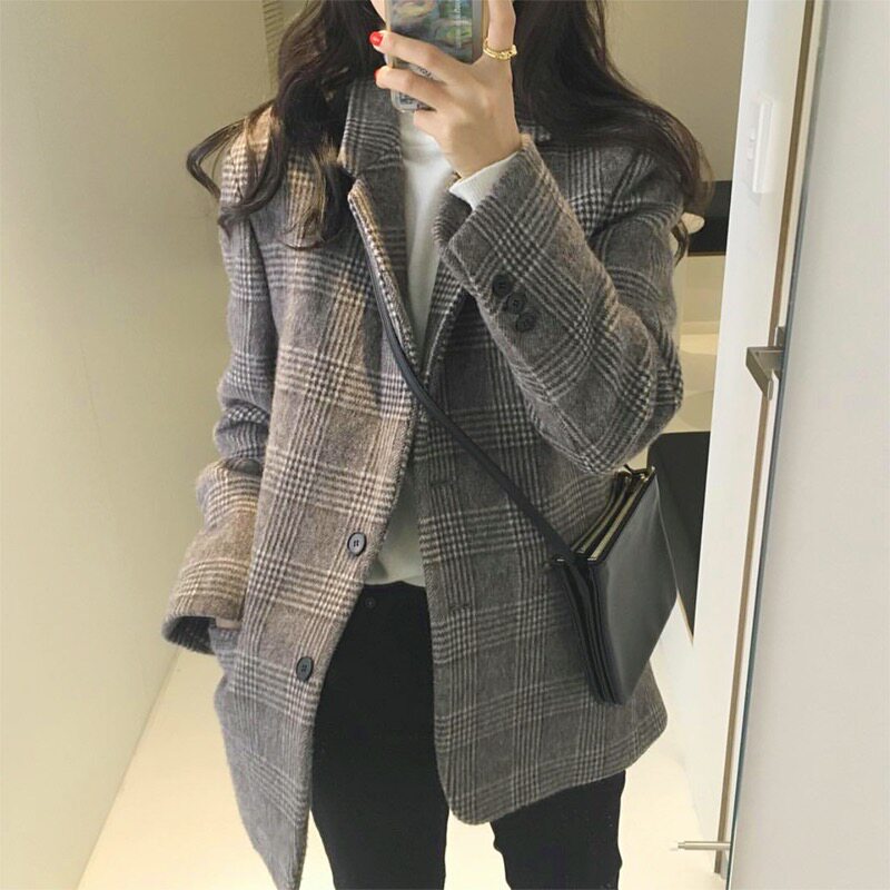 Suit jacket women's 2022 spring and autumn new loose Korean version of the plaid small suit retro plaid woolen coat women's tide