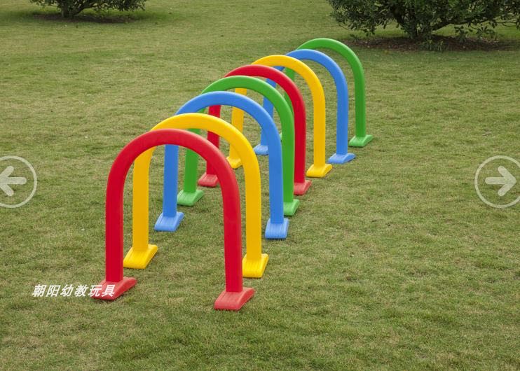 Kindergarten hurdle children drill cave arched door Plastic drill hole Kindergarten drill ring Sports equipment toy