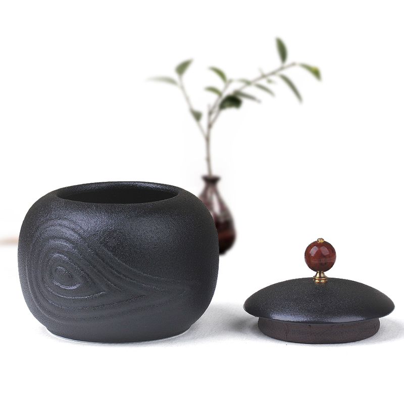 Members of the ceramic portable small pu 'er tea canister travel wake sealed tank tea box of kung fu tea set