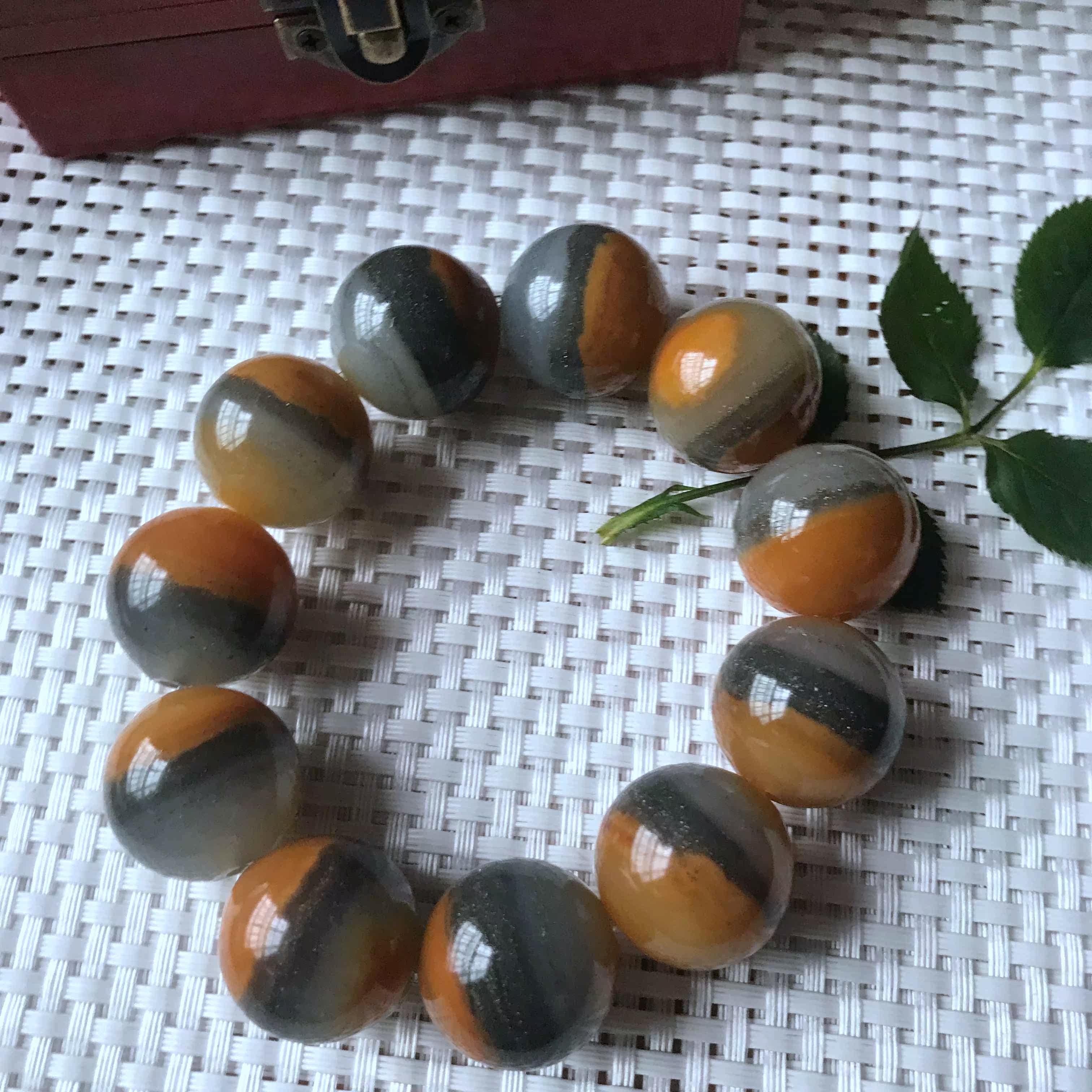 Yunnan Huanglong Yu two Taip Sand String