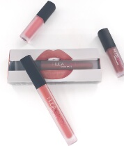 22 new version of Huda Beauty matt lip glazed liquid lipstick ICON bean paste to eat native berries without a cup