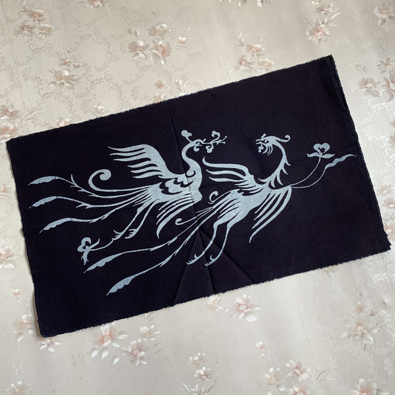 Hand-painted batik painting wall hanging tablecloth home inn restaurant tie-dye background cloth Dali specialty blue dye jewelry