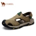 Dép nam da lạc đà 2019 mùa hè Giày da đi biển Baotou nam Dòng sông thể thao thượng lưu - Sandal Sandal