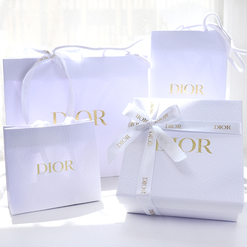 Dior Gift Box Bag, Cosmetics Counter Shopping Bag, Drawstring Bag, Packaging Paper Bag, Lipstick and Perfume Bag Dior Gift Box Bag, Cosmetics Counter Shopping Bag, Drawstring Bag, Packaging Paper Bag, Lipstick and Perfume Bag