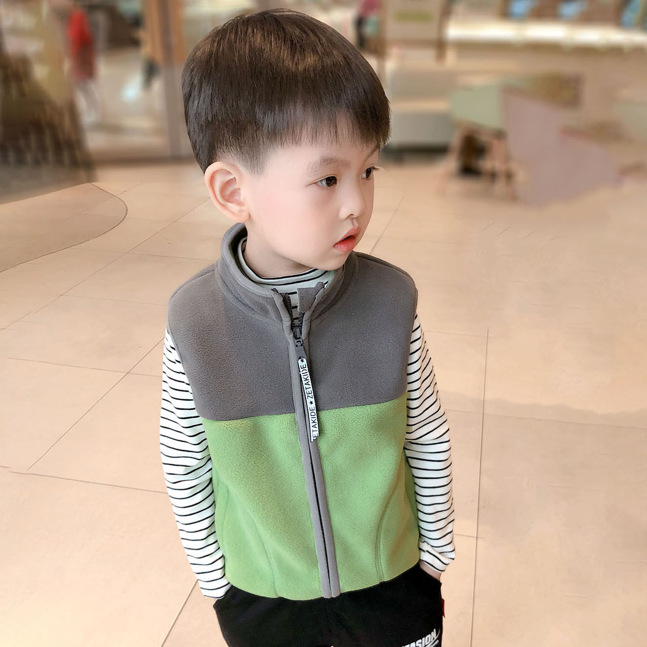 Children waistcoat Waistcoat Spring Dress New Warm Camshoulder Baby Shake Grain Velvet Vest Inside and outside wearing boy Cavelvet waistcoat Spring and Autumn