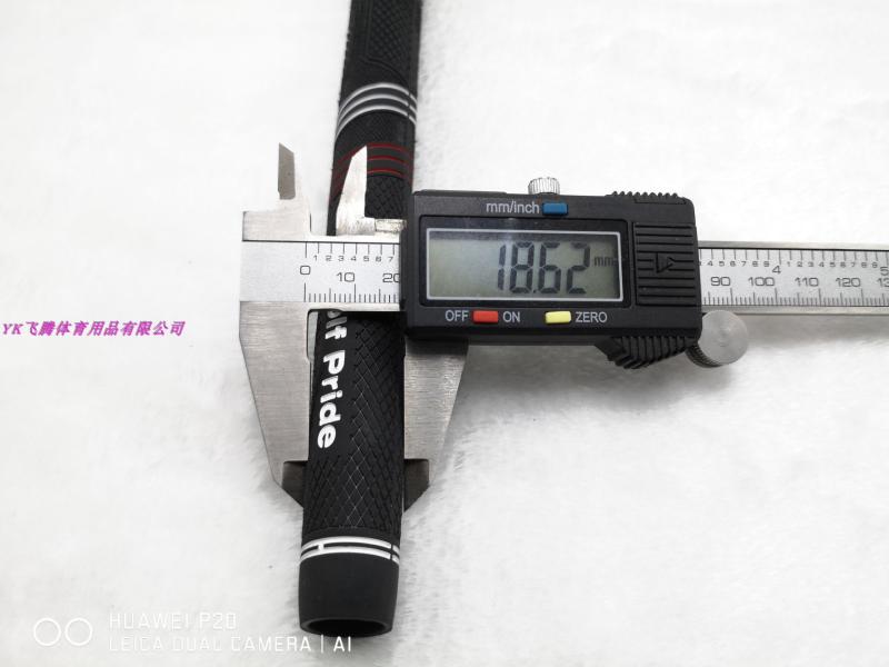 Tay cầm golf tăng cường mạnh mẽ bàn ủi gỗ phổ quát tay cầm xử lý giá thấp mua 15 bao tay che nắng