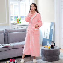 Nightgown womens autumn and winter 2020 new extended warm loose bathrobe thickened section velvet coral velvet pajamas