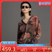 (Mustard original) Wonderful Earth Chinese style loose retro velvet print stitching vneck long sleeve design sweater female