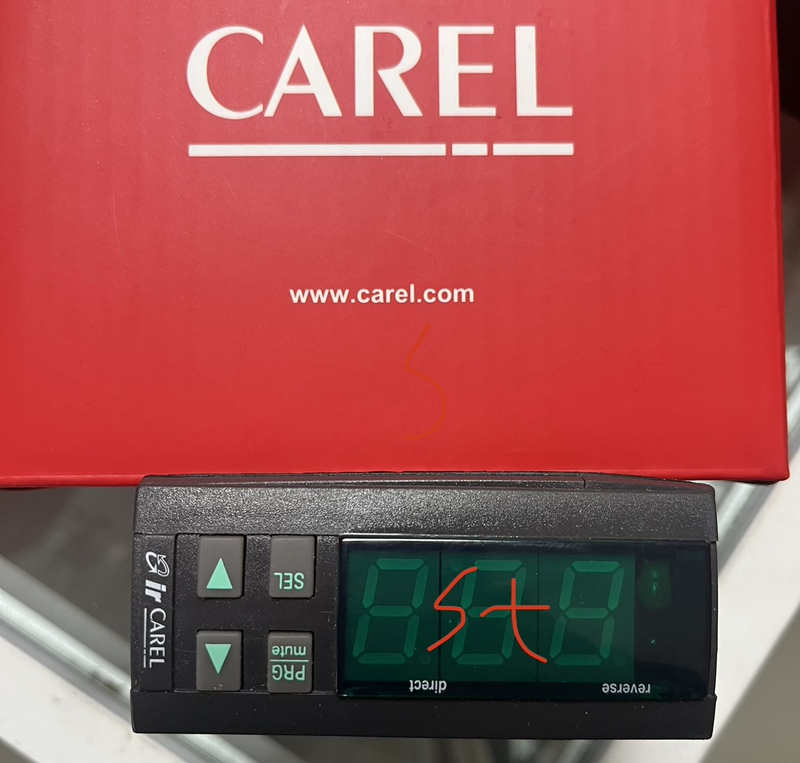 Italian Carel Thermostat Ir32Z00000, Ir32Zooooo--Ir32W00000