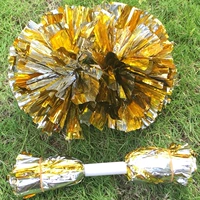 Удерживая двойные развлечения в среднем номере (золото и серебро)