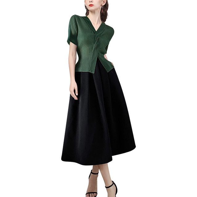 European goods summer skirt suit pullover knit top new black Hepburn style mid-length a-line skirt two-piece set