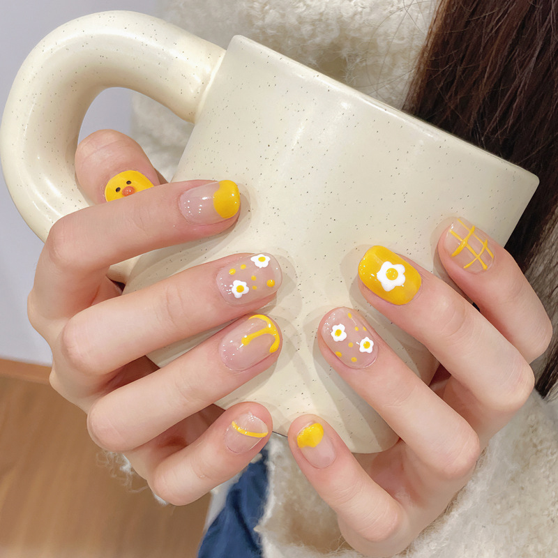 Little Yellow Duck Manicure Short Fake Nail Stickers Girls Casual Cute Yellow Reusable Handmade Wearable Nails