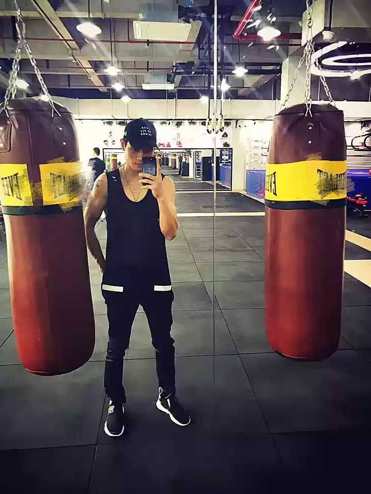 Boxing Sandbags Hanging Sanda Fighting Muay Thai Adult Solid Fitness Fighting Training Professional Sandbags