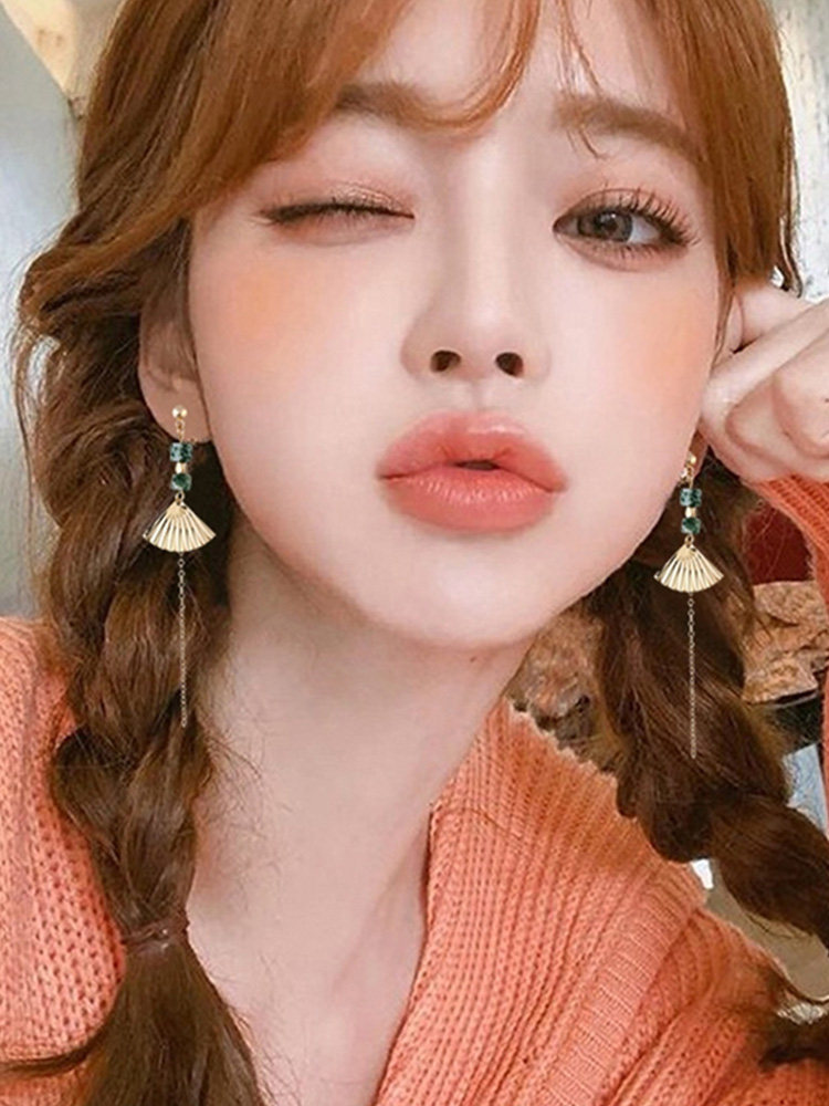 Y9 good fairy fan-shaped long version of tassel handmade classical earrings without ear pierced ear pins Elegant retro wind ear clip Japan and South Korea