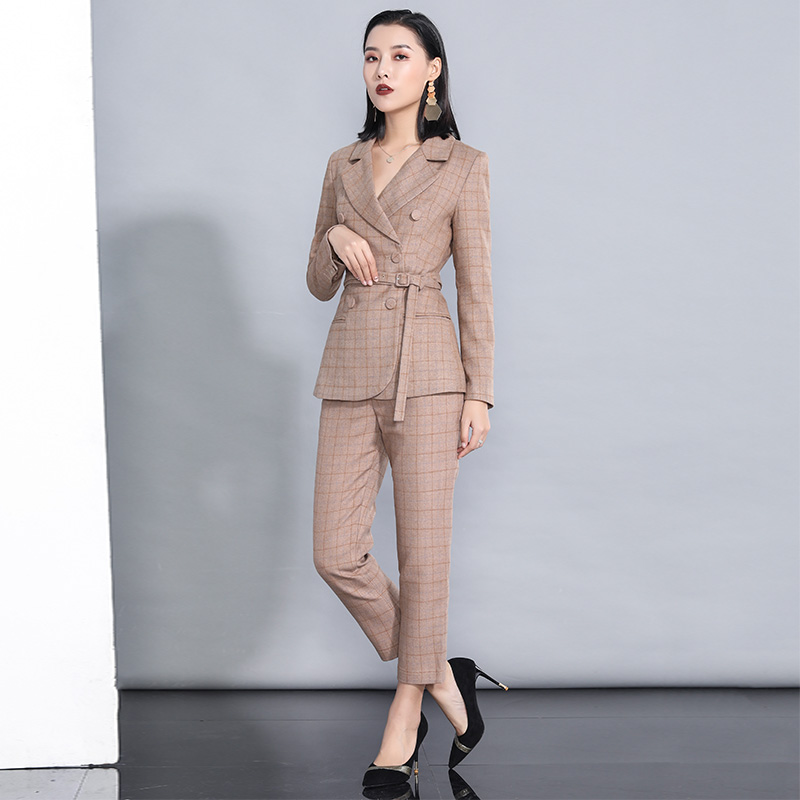 Tailleur femme - Ref 3245107 Image 1