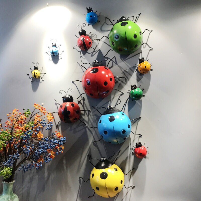 Iron art seven-star ladybug courtyard wall decoration wall pendant creative home wall decoration room wall insect pastoral decoration