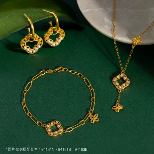 周生生 Золотые серьги из жемчуга, четырехлистный клевер