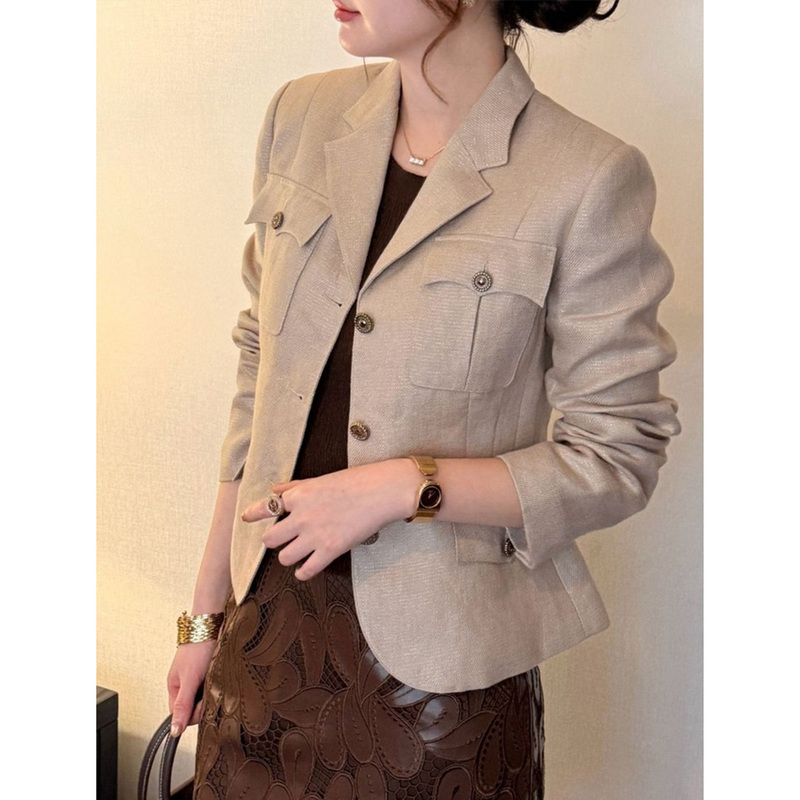 Casual Style Gold Silk Linen Blazer for Women, Short Style with Lapel, Buttoned, Waist-Cinching, Slimming, Light Luxury, High-End Feel, Small Suit