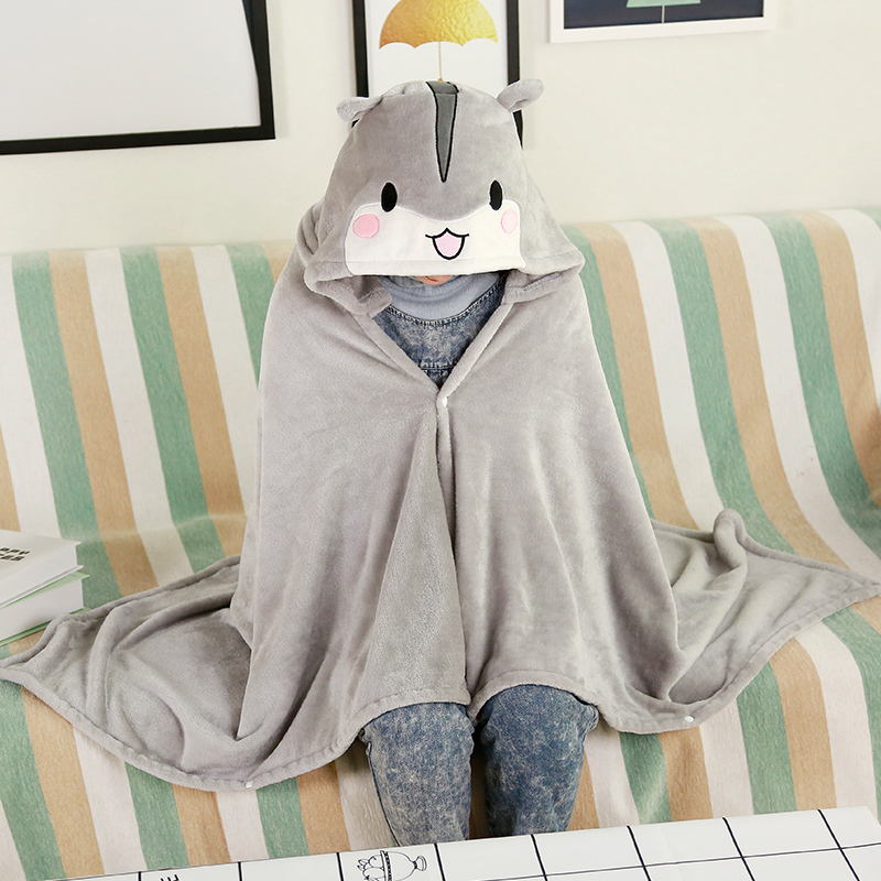 Autumn and Winter Cartoon Cute Hamster Blanket, Cute Student Nap Blanket, Air Conditioning Blanket for Men and Women, Lazy Cloak
