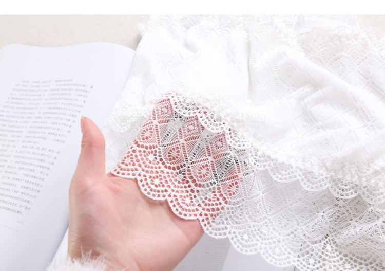 Đầm ren nữ hàng đầu mùa hè mỏng phần trắng lót quần lót đoạn ngắn bên trong Hoa Kỳ trở lại chống ánh sáng quấn áo ngực áo ngực không gọng