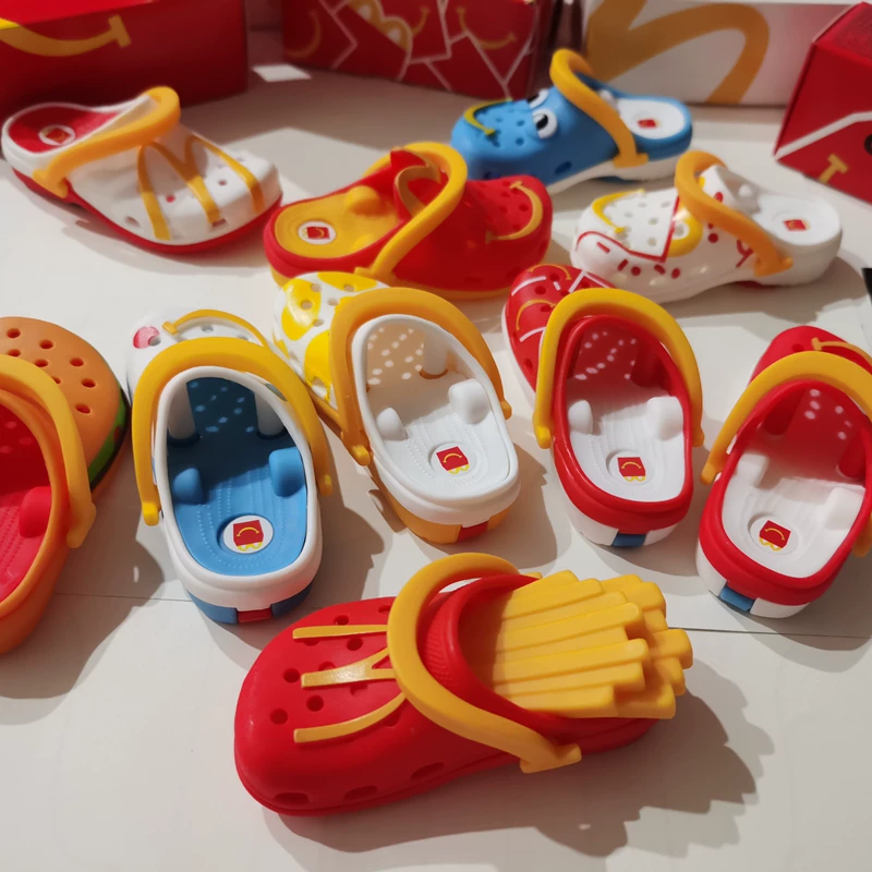 Genuine crocs, slippers, keychain, toy
