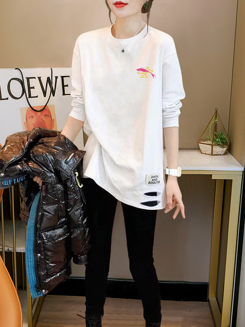 Round Neck Women's Long-Sleeve T-Shirt, Loose Fit, Autumn and Winter Brushed Thickened Mid-Length Top with Distressed Details