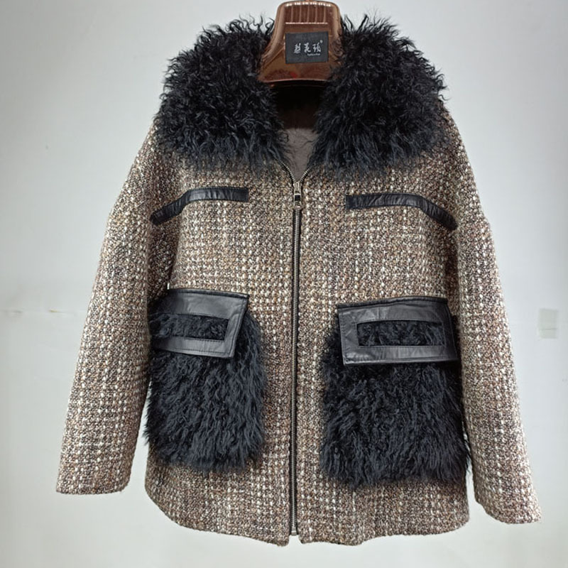 Wool Tweed Chanel-Style Looped Wool Lamb Wool Lapel Fur Coat with Fur Trim, Loose-Fitting Winter Plus-Size Clothing