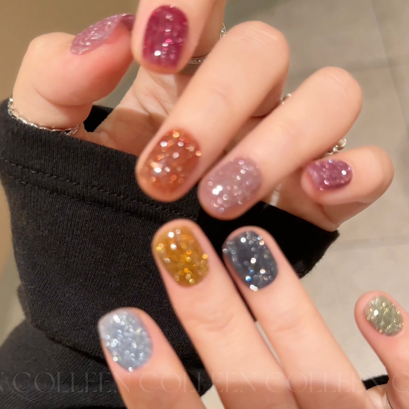 【Galaxy Crushed Diamonds】Nail Art Wearable Nails Short Style Crushed Diamond Nail Art ins Style 2025 New Model High-End Feel Brightening