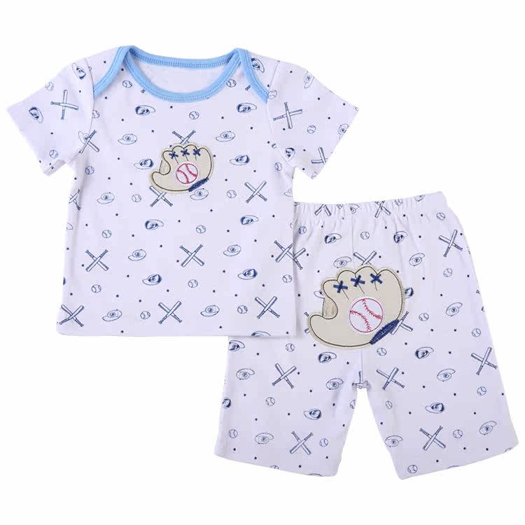 Coffret cadeau pour bébé - vêtements - Ref 1959930 Image 7