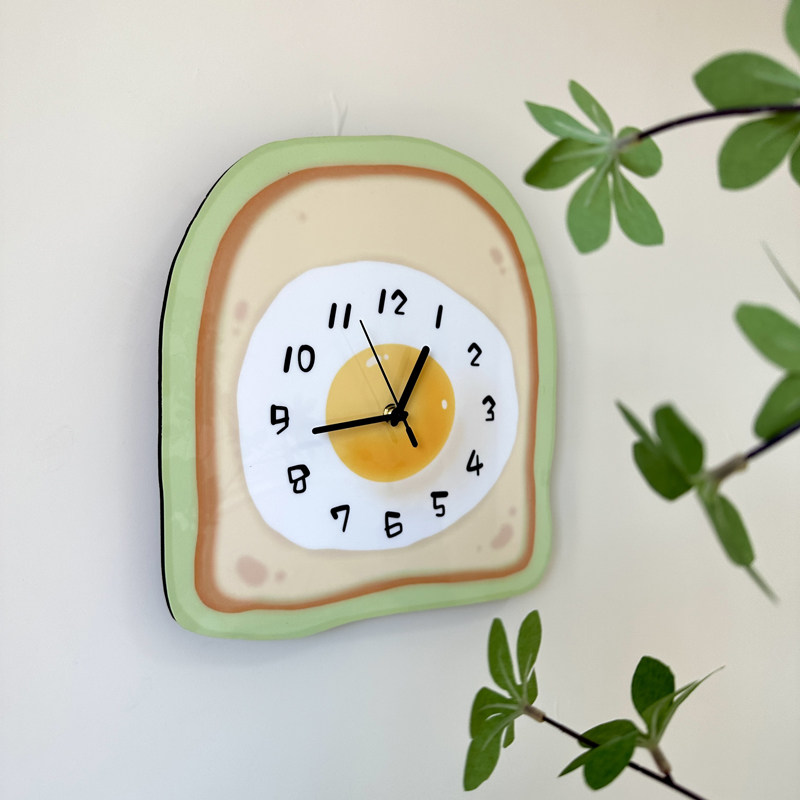 Креативные настенные часы в виде мультяшного яичного тоста для декора ресторана и гостиной, бесшумные настенные часы