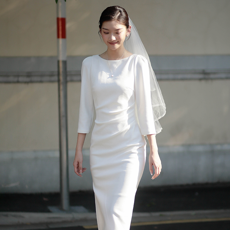 Su Yue|Please, Mr. Lu, Please Provide a French-Style Off-The-Shoulder, Simple, Long-Sleeved Dress for Engagement Registration and Wedding Ceremonies, a White Dress Su Yue|Please, Mr. Lu, Please Provide a French-Style Off-The-Shoulder, Simple, Long-Sleeved Dress for Engagement Registration and Wedding Ceremonies, a White Dress