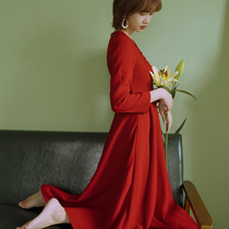  21 Autumn and winter French simple toast dress Annual meeting wedding wedding engagement evening dress can usually be worn to travel to shoot New Years dress