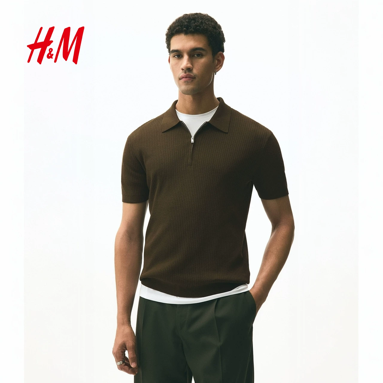 Поло летнее от H&M с молнией, облегающий
