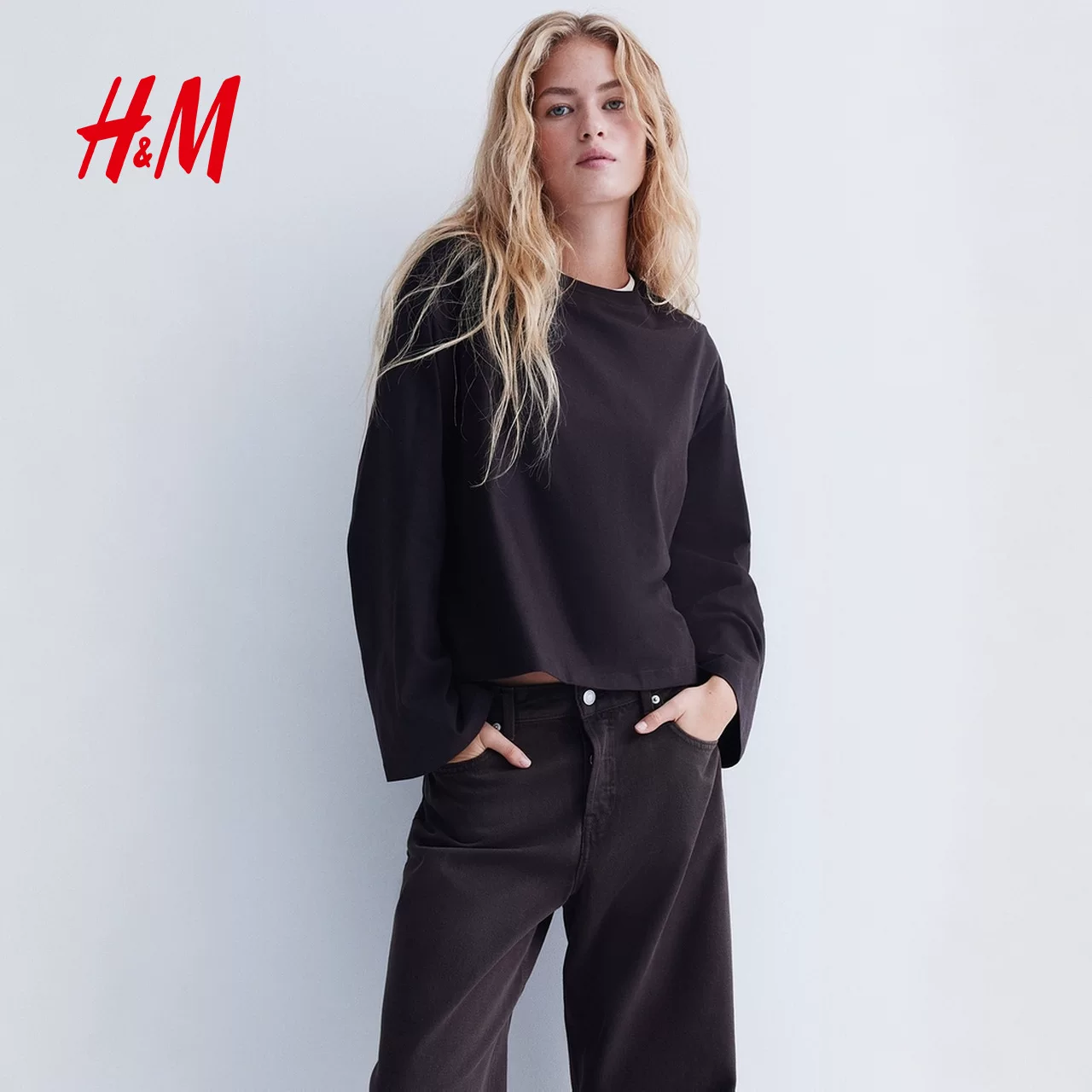 Женская зимняя хлопковая длинно‑рукавная кофта (H&M), тёмно‑коричневая, лёгкий крой