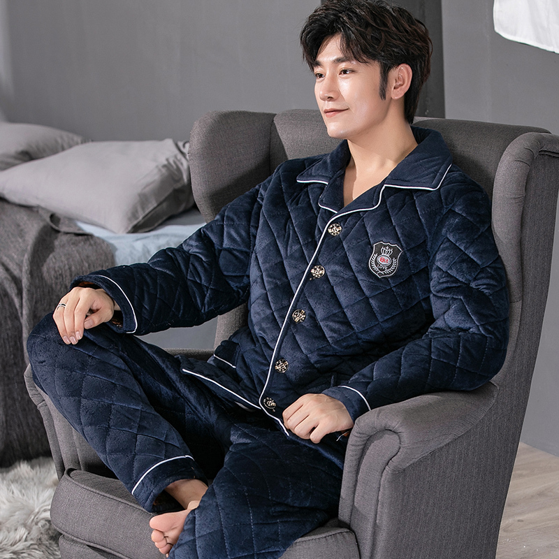 美凯腾 18年冬季款 法兰绒加厚三层夹棉 男式家居服套装 天猫优惠券折后¥78包邮(¥118-40)多色可选 美凯腾 18年冬季款 法兰绒加厚三层夹棉 男式家居服套装 天猫优惠券折后¥78包邮(¥118-40)多色可选