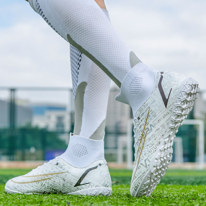 Mbapec Romesi football shoes male crumb assassin 14 high cylinder long short nail large size training shoes male students