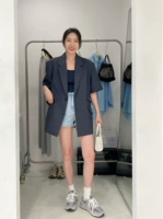 Пиджак классического кроя, шорты, предпродажа