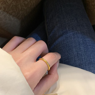 周大福 黄金素圈戒指