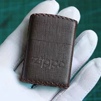 Темно -коричневый цвет