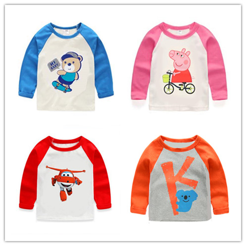 Trẻ em 17 tuổi mùa thu áo phông dài tay bé trai và bé gái đứng đầu trẻ em bé trai cởi quần áo cotton áo thun bé trai