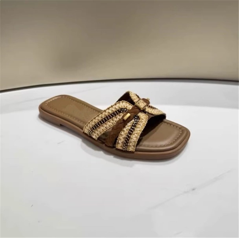 Shopping Mall Same Style Beach Sandals Flat 2026 New Fashion Woven Comfortable Slip-On Women's Shoes Eeq48