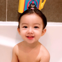 Naked baby photos Exposed bird baby posters Fat doll picture stickers Wall stickers Early education male treasure pictorial