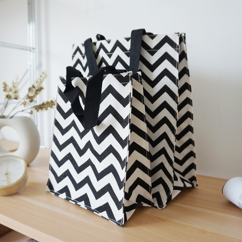 Large Number of Canvas Waterproof with Lunch Box A4 Student Clothing Box Art Textbook kit Tutorial Kit Handbag handbag