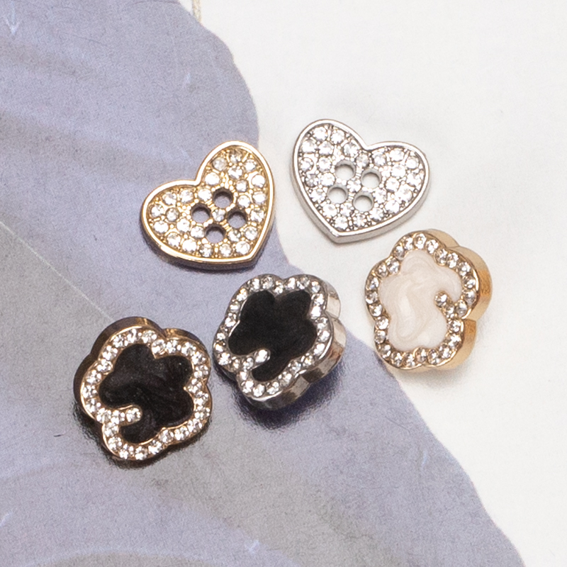 Golden High-End Shirt Buttons for Men and Women, Two-Hole and Four-Hole Buttons for Children, Black Small Chanel-Style Chiffon Invisible Clothing Buttons Golden High-End Shirt Buttons for Men and Women, Two-Hole and Four-Hole Buttons for Children, Black Small Chanel-Style Chiffon Invisible Clothing Buttons