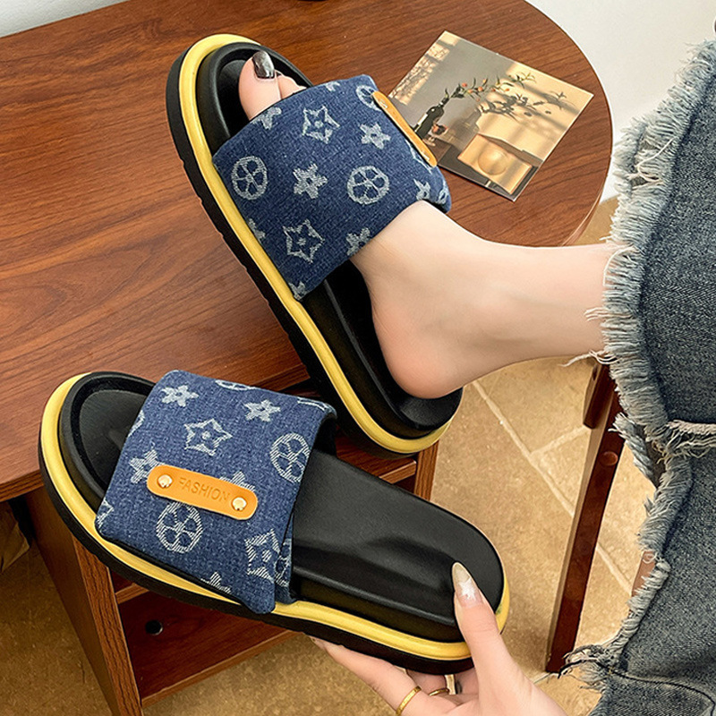 2026 Thick-Soled Velcro Slippers for Women, New Style for Outdoor Wear, Couple's Non-Slip Denim Letter Flip-Flops 2026 Thick-Soled Velcro Slippers for Women, New Style for Outdoor Wear, Couple's Non-Slip Denim Letter Flip-Flops