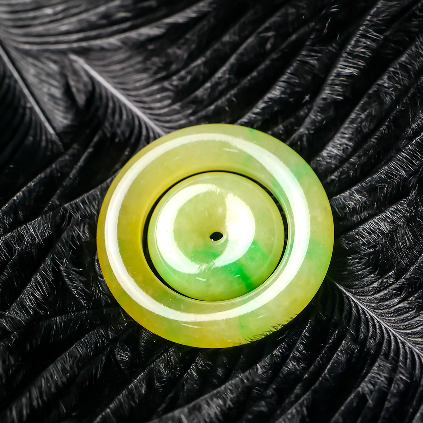 Yangzi Jewelry Ring Buckle Laokeng Bingzhong yellow and green three-color jadeite ring safety buckle pendant 9.2