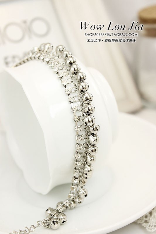 Phong cách dân tộc mới Mùa hè vàng hồng đầy đủ chuông kim cương Trang sức vòng chân nhiều lớp Thời trang nữ phiên bản Hàn Quốc của món quà vòng chân bạc nữ đẹp