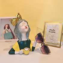 Glasses display stand props display home resin ornaments Nordic light luxury girls high-value decoration sunglasses